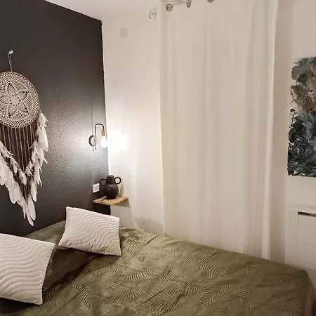 Apartment Front De Mer, Acces Direct A La - T2 - Capitelles 4 *